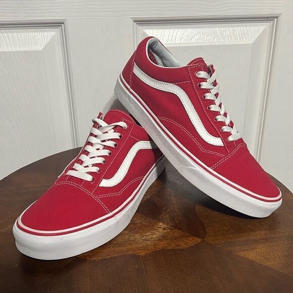 🔥🔥 VANS Red Old Skool Lace Up Sneakers Skateboard Shoes - PERFECT Worn Twice - Picture 1 of 14